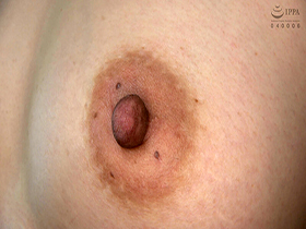 素人娘の全裸図鑑33　今時の女の子12名が恥らいながら脱衣していく様子をじっくり撮影した、変態紳士のためのヘアヌードコレクション　サンプル画像14